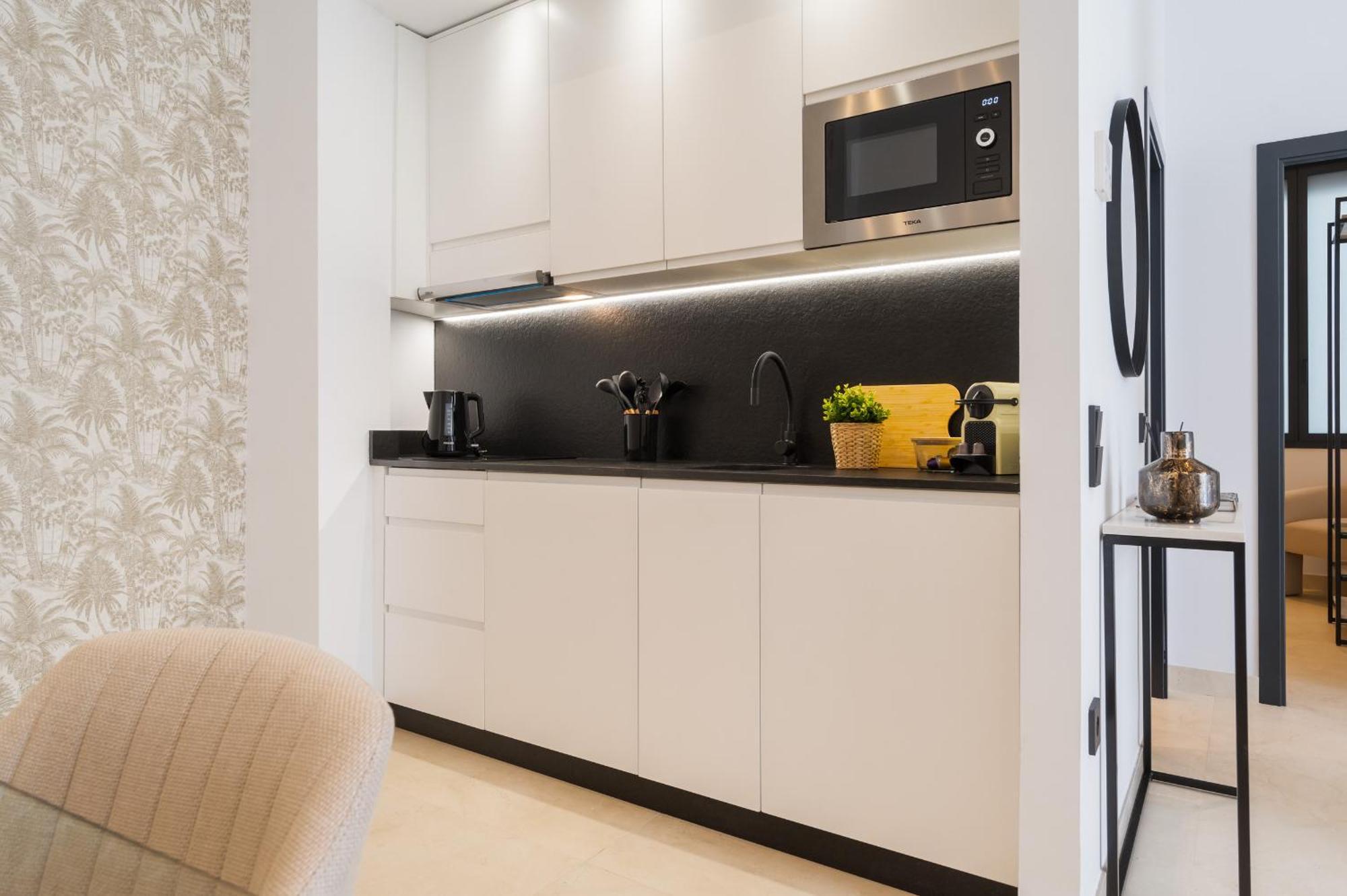 New Design Apartment - Private Patio - Gallos 2 إشبيلية المظهر الخارجي الصورة