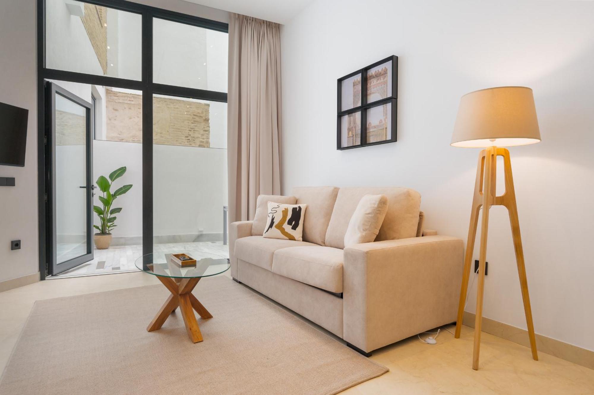 New Design Apartment - Private Patio - Gallos 2 إشبيلية المظهر الخارجي الصورة